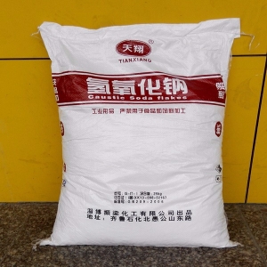 片堿（氫氧化鈉/NaOH）——火堿，苛性